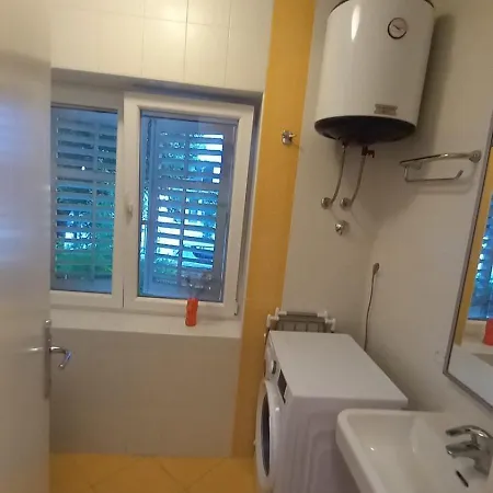 Appartamento Zsa Zsa Zenta 1 *